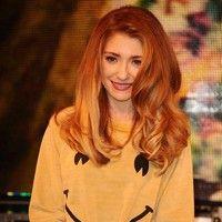 Nicola Roberts signs copies of her debut album 'Cinderellas Eyes' | Picture 87571